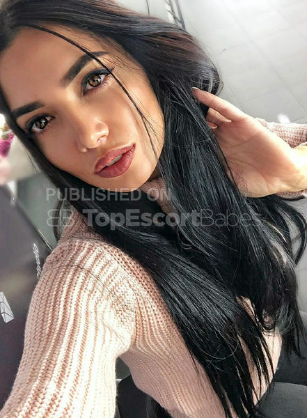 Escorts Hong Kong, Hong Kong T O N N I E