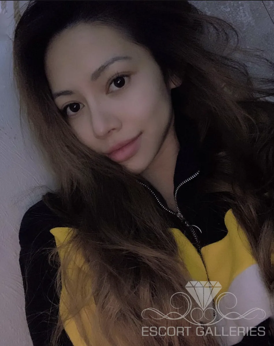 Escorts Rouen, France Yasminata