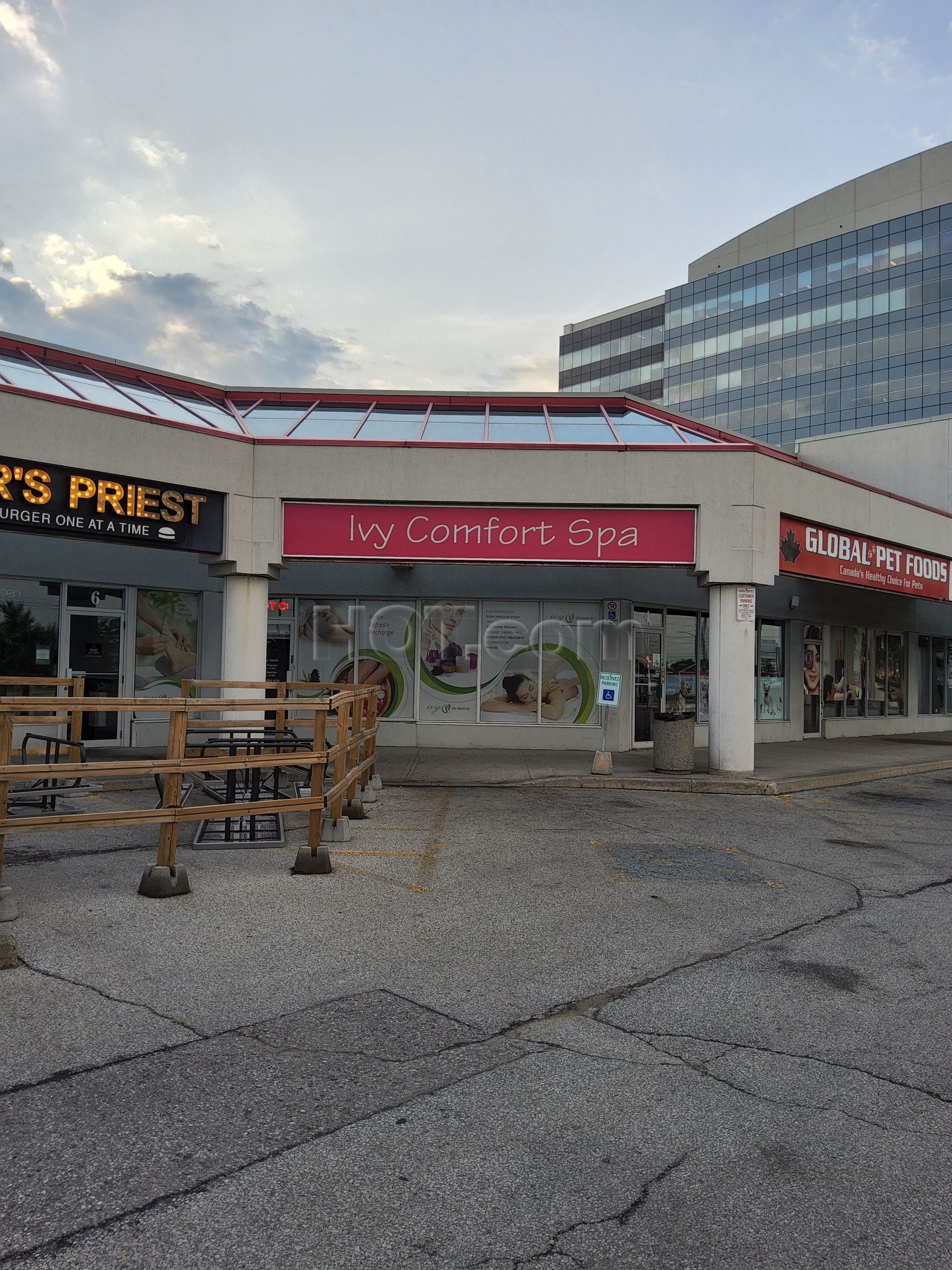 Vaughan, Ontario Ivy Comfort Spa