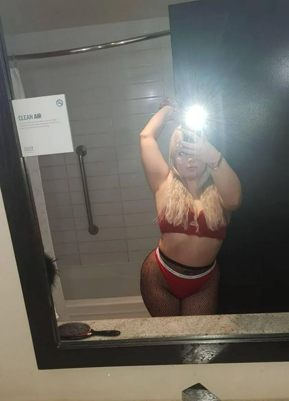 Escorts Sarnia, Ontario NEW SARNIA Ins/Outs PetiteCurvyBarbieDoll% Real