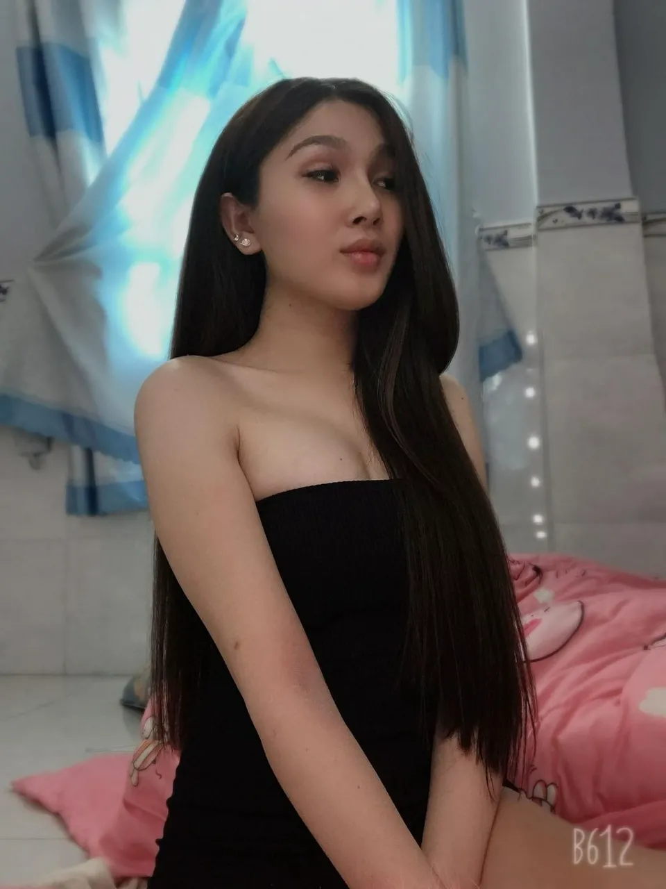 Escorts Dubai, United Arab Emirates Mimi 🥰 Lady Boy 🫦