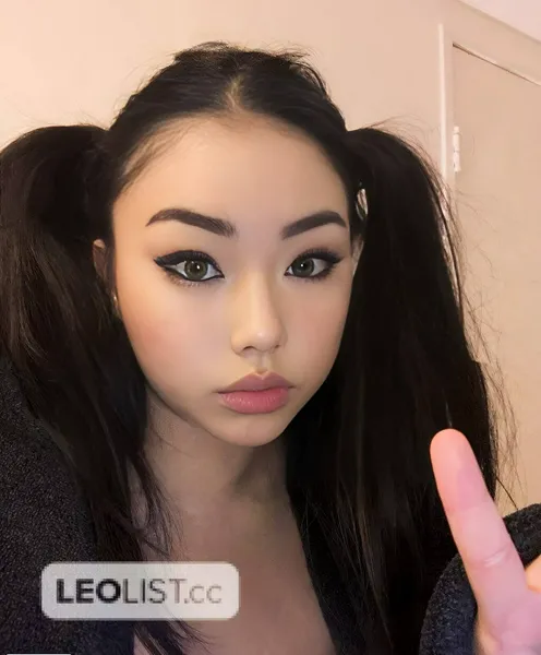 Escorts Victoria, British Columbia 100% New face in the town. Super HOT Asian baby. Out/In call