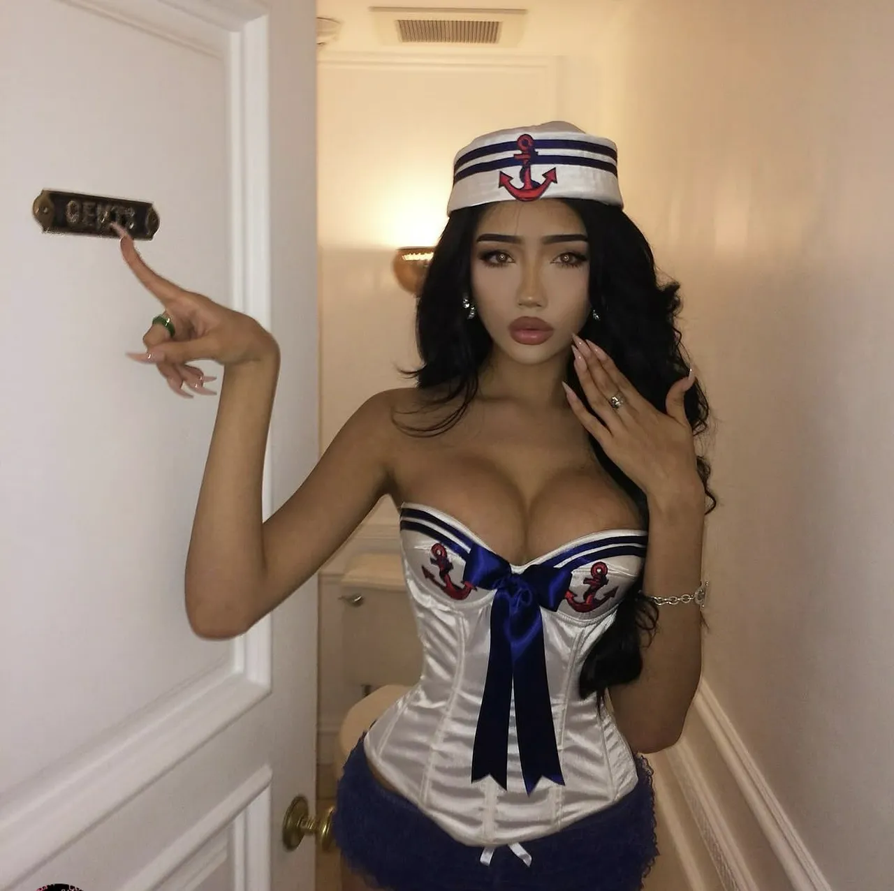 Escorts Manhattan, New York KYILE Hudson yards