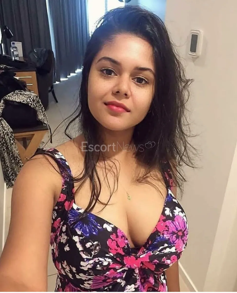 Escorts Saudi Arabia dipika