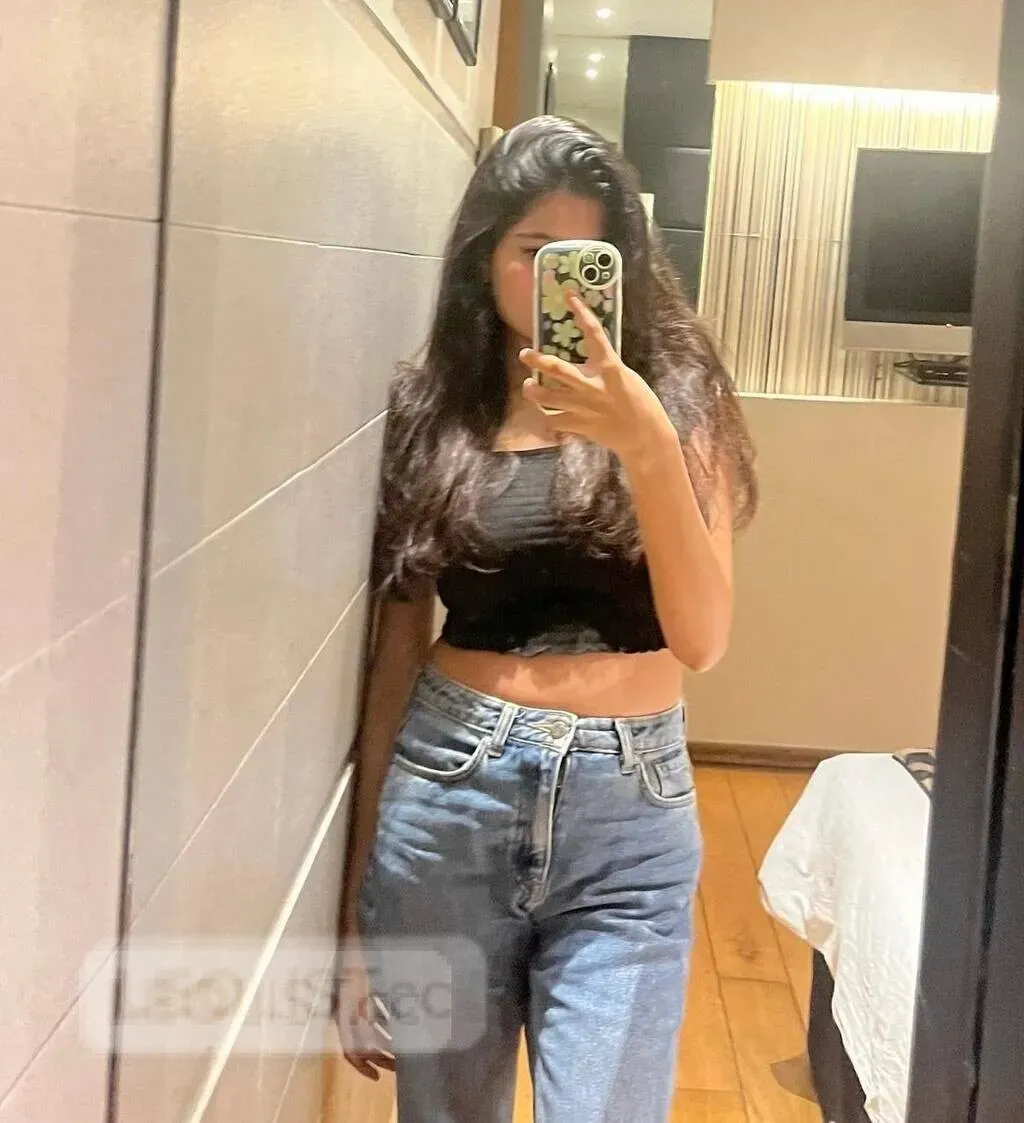 Escorts Newmarket, Ontario Priya