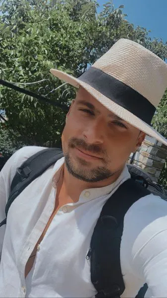 Escorts Madrid, Spain BOYNEXTDOORMXGR