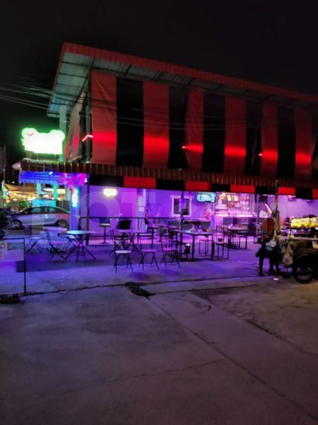 Beer Bar / Go-Go Bar Pattaya, Thailand Inn @ Treetown