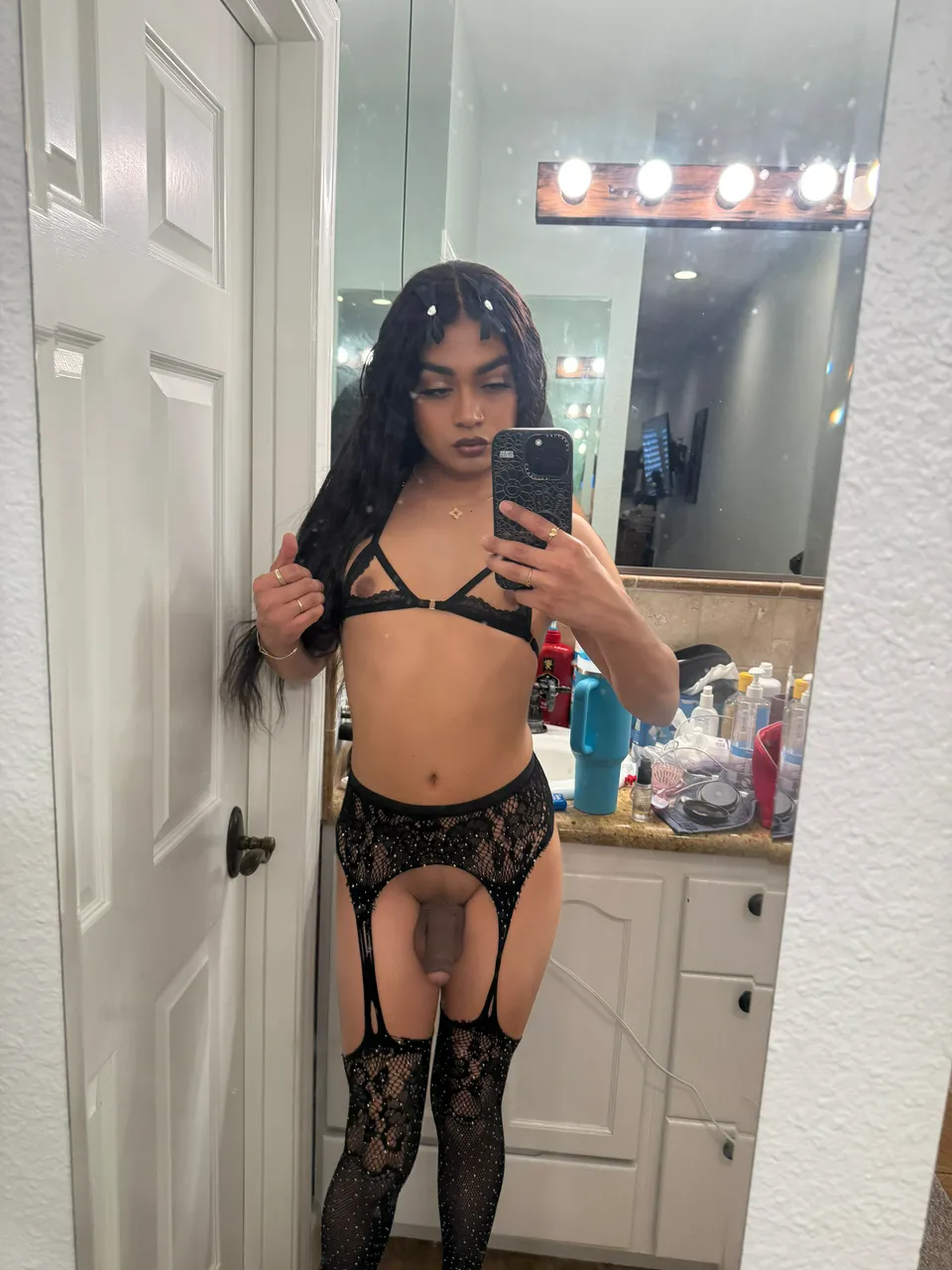 Escorts Long Beach, California Hung & versatile 🍆