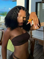 Escorts Nairobi, Kenya Zulfa ❤ Petite Girl