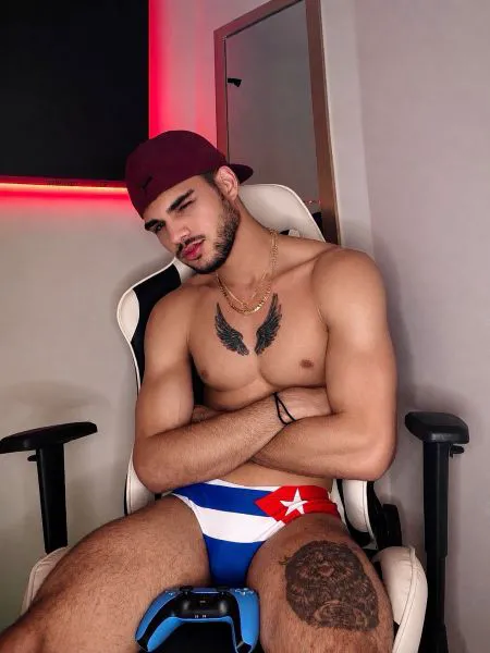 Escorts Fort Myers, Florida Jesus_Cubano
