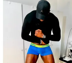Escorts Liverpool, England XXL MARCUS BLACK XXL - HUNG MALE ESCORT