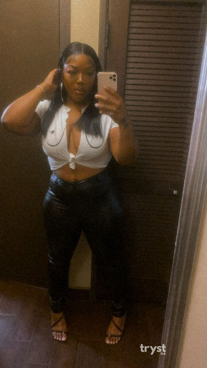 Escorts Lexington, Kentucky Gabby | Curvy ebony princess