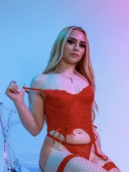 Escorts Houston, Texas Cami | SEDUCTIVE BLONDE Ready to Play