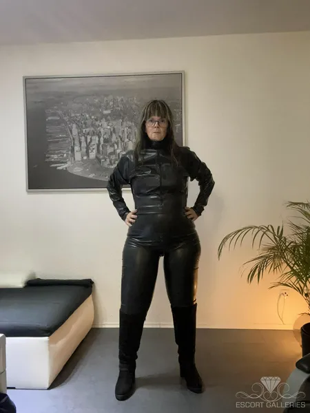 Escorts Dortmund, Germany null