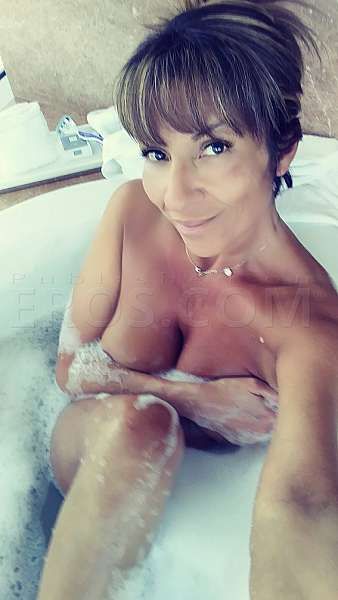 Escorts Houston, Texas Bella Longoria