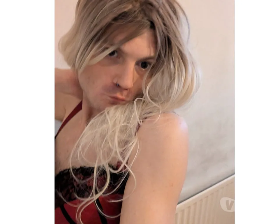 Escorts Sheffield, England TransQueen-Bambi Summers