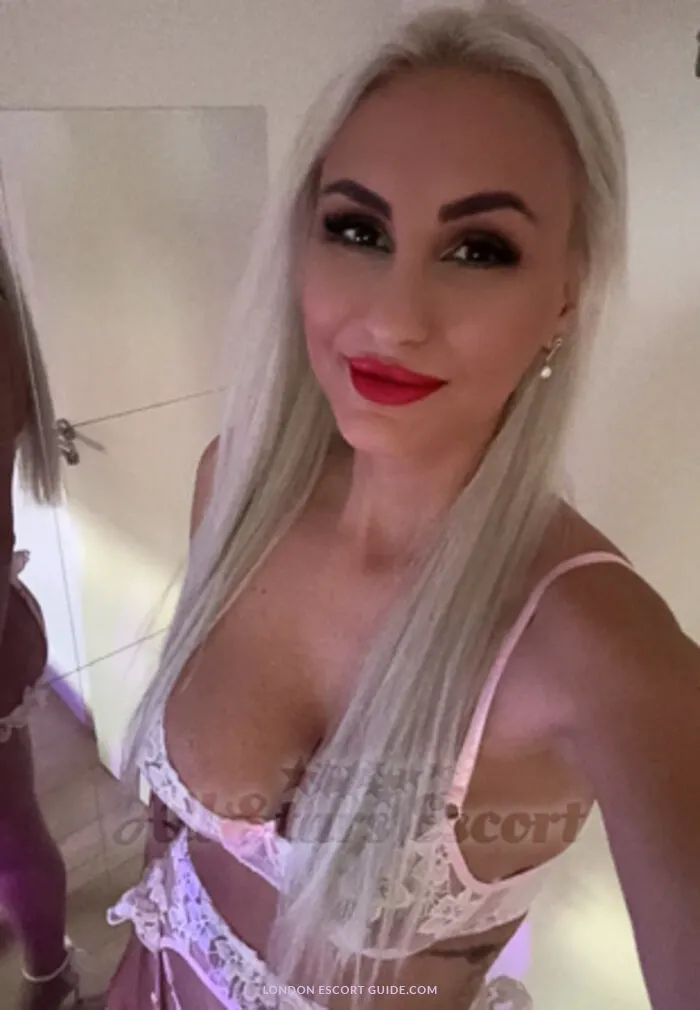Escorts London, England Abigail