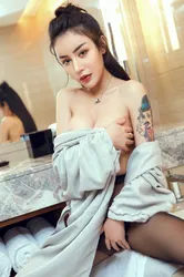 Escorts China Kaluosa