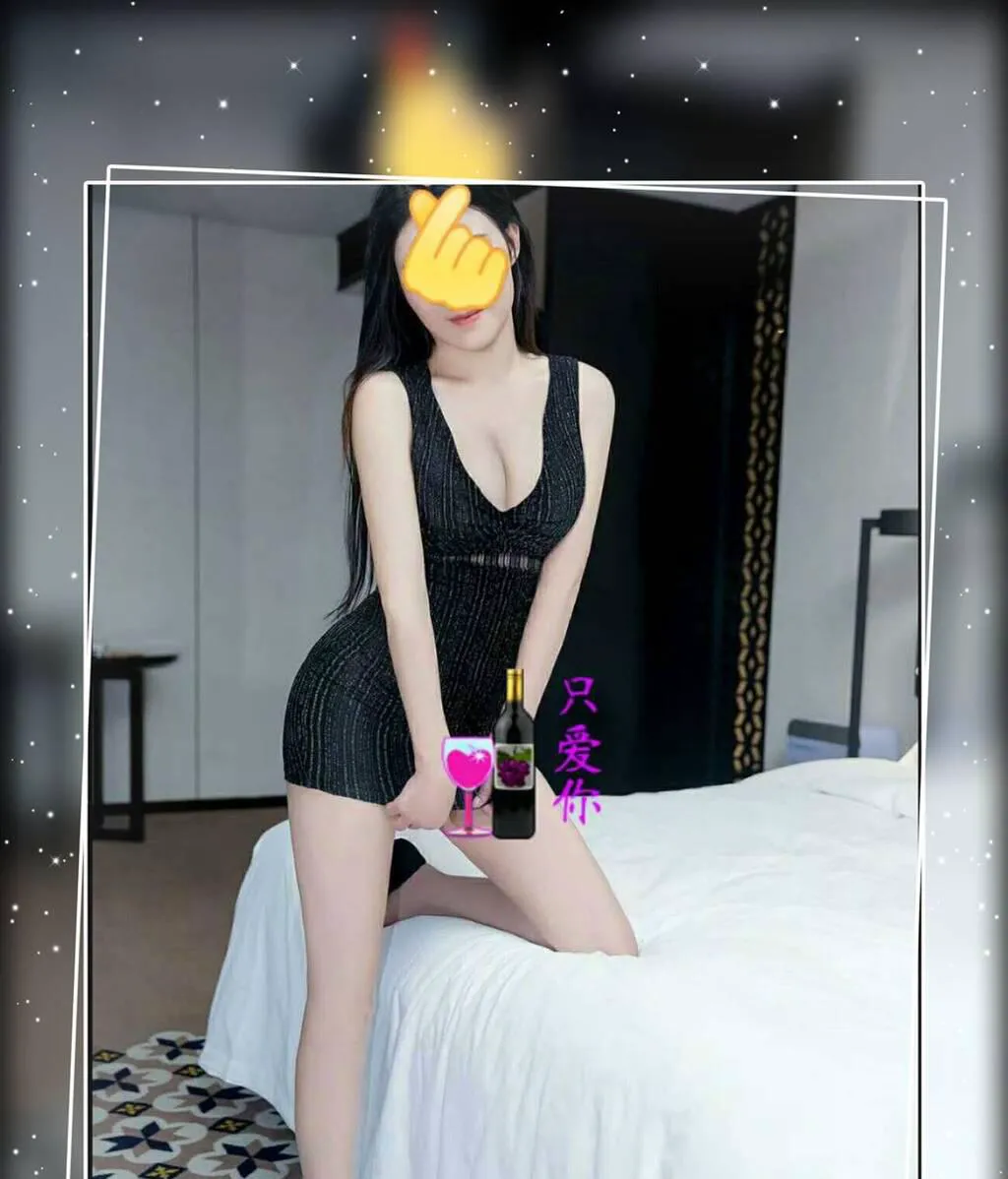 Escorts Markham, Ontario Multiple attendants