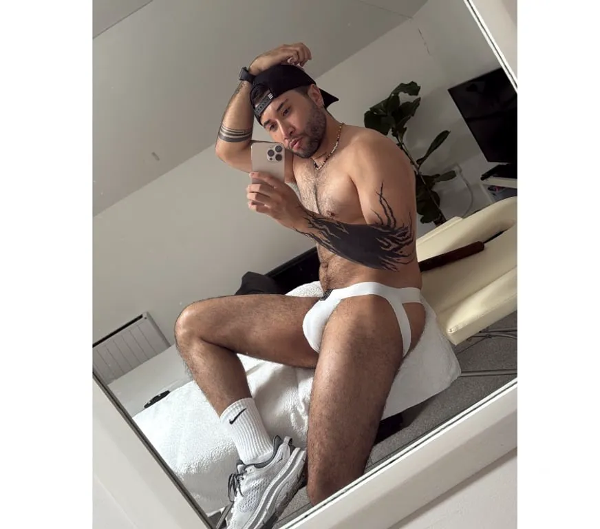 Escorts Ham, England MARTIN - COLOMBIAN 🔥