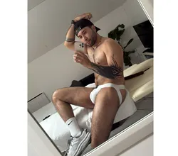Escorts Ham, England MARTIN - COLOMBIAN 🔥