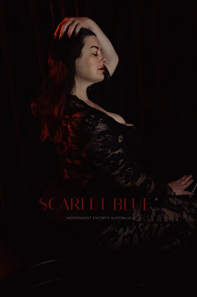 Escorts Melbourne, Australia Sultry Sarah Robbins 


