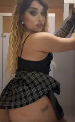 Escorts Tampa, Florida 19y/o Sauna Fun