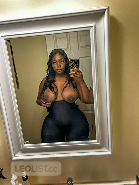 Escorts Windsor, Ontario Sandra