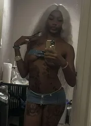 Escorts Scarborough, Ontario tattooed horny creamy college student