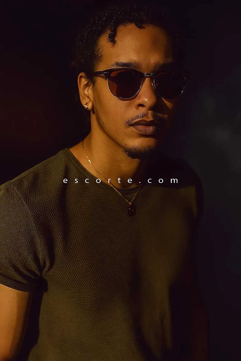 Escorts Paris, France NekoX