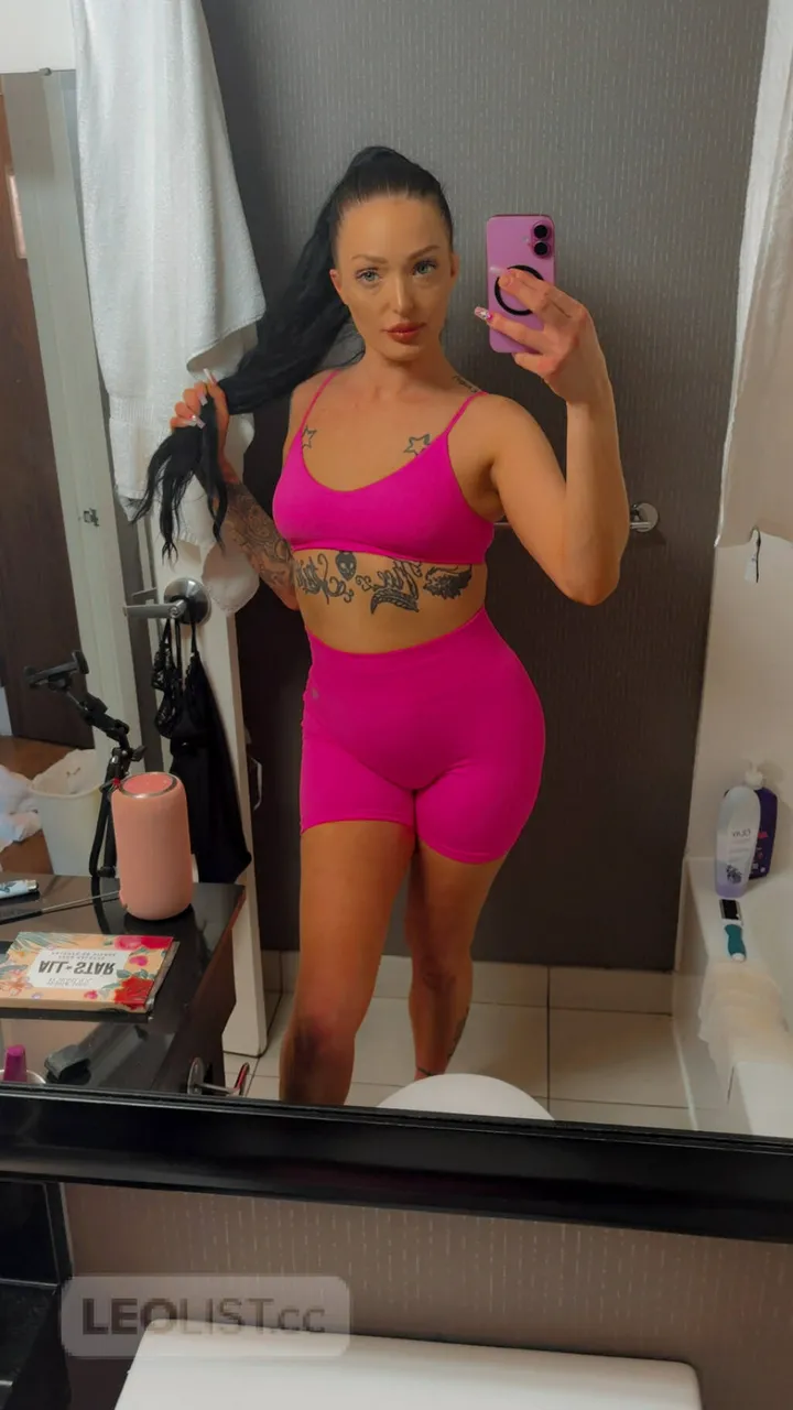 Escorts Burlington, Ontario 4. 3. 7. 7.8 4.4. 1. 2. 4