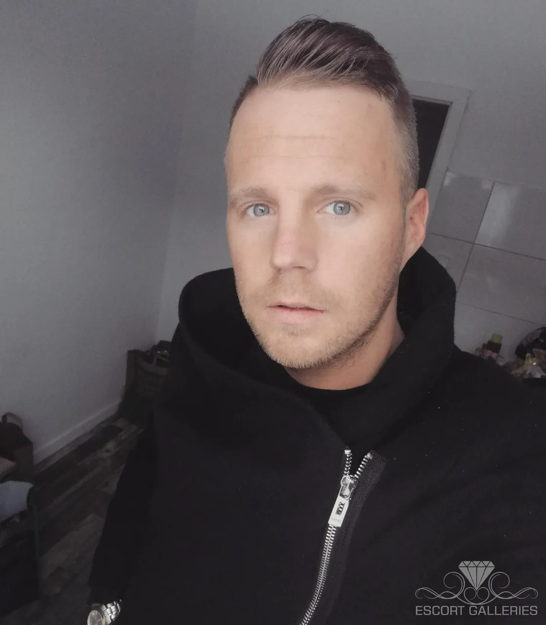 Escorts Dortmund, Germany Jonny