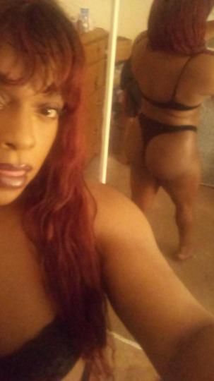 Escorts Lincoln, Nebraska sexy trans chic in Omaha looking to put this chocolate on the right one