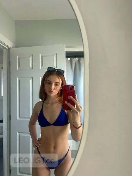 Escorts Victoria, British Columbia VIRGIN STUDENT