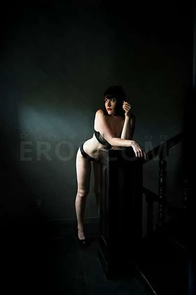 Escorts Los Angeles, California Snow Mercy