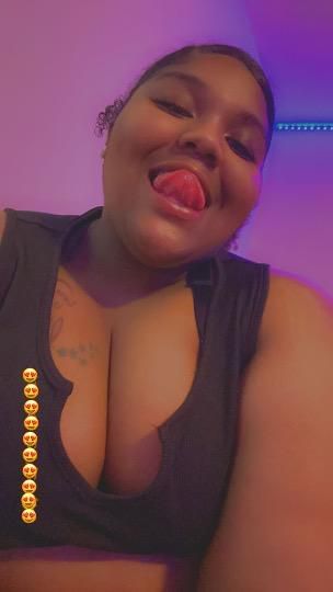 Escorts Charlotte, North Carolina Available for car play, plus size bbw COUPLESS