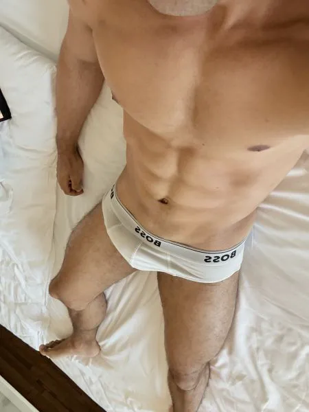 Escorts Dubai, United Arab Emirates Luke_cs