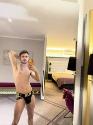 Escorts Koeln, Germany HoTwinkHny