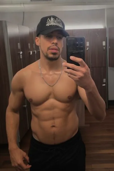 Escorts New York City, New York Reiden_TopLatin