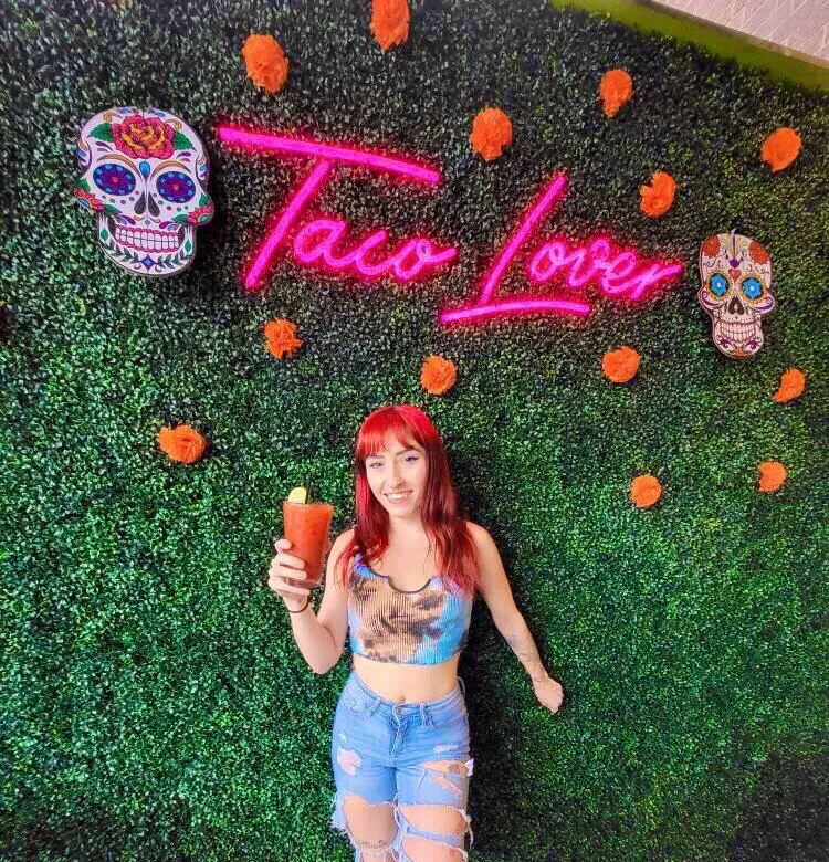 Escorts Winnipeg, Manitoba Rose