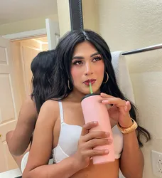 Escorts Greenville, South Carolina Mia Visiting Now