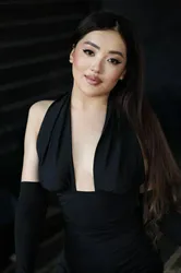 Escorts Riyadh, Saudi Arabia Поли