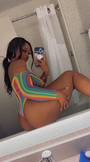 Escort girls in Everett