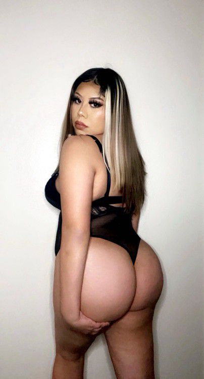 Escorts Fresno, California QueenBeeAshley