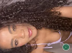 Escorts Dublin, Ireland Valentina