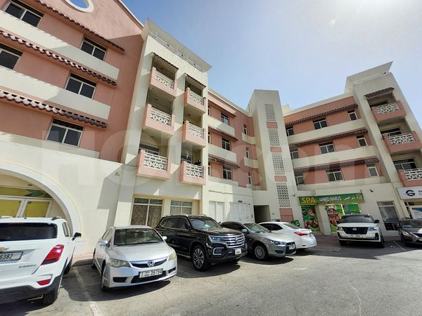 Massage Parlors Dubai, United Arab Emirates Ward Narjs Spa