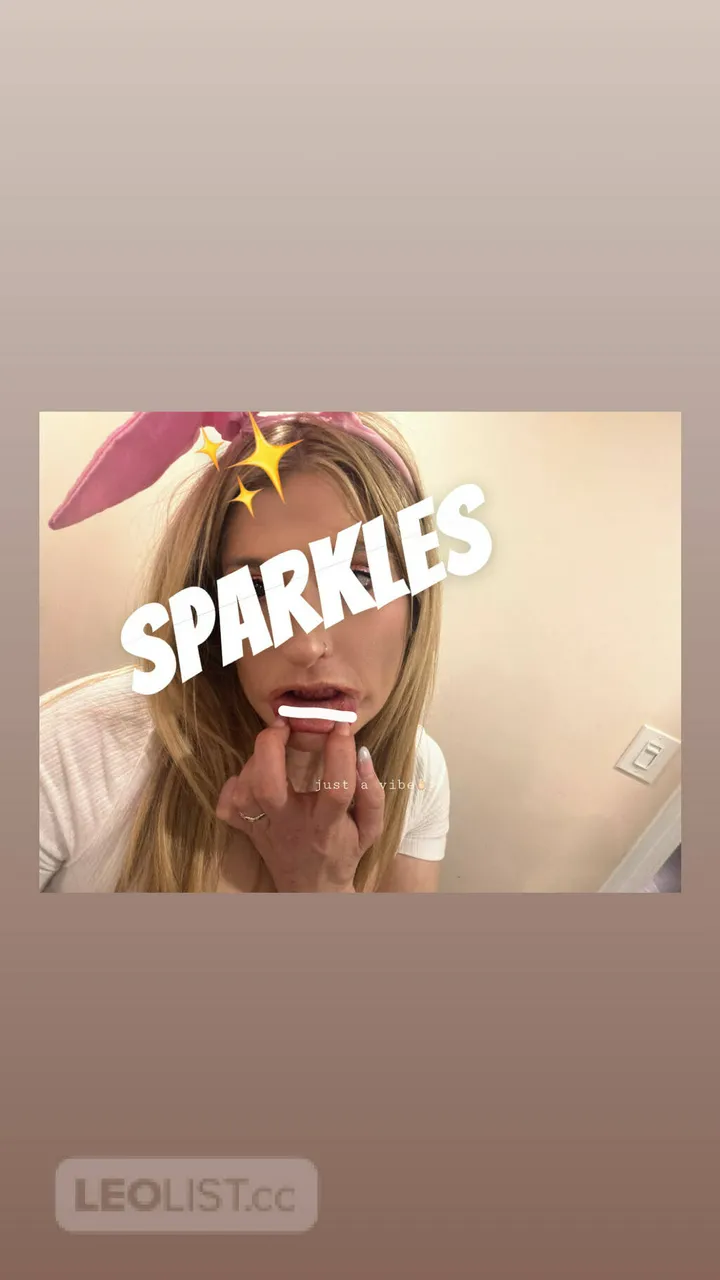 Escorts Kitchener, Ontario Sparkles