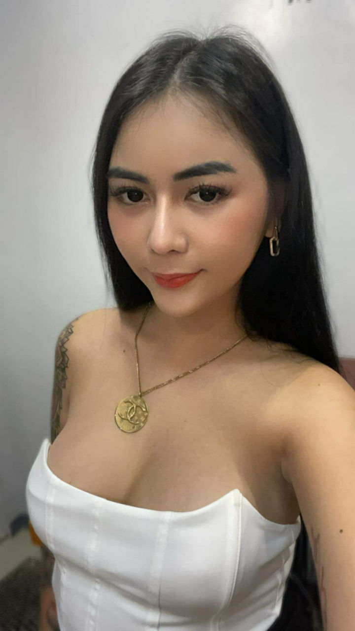 Escorts Manila, Philippines Lovely party girl