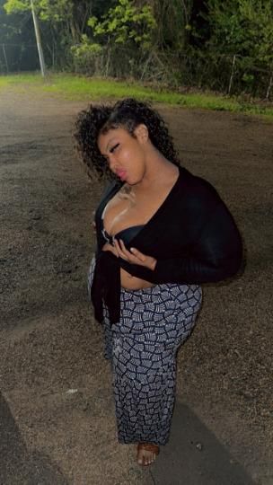 Escorts Jackson, Mississippi Juiceygusher