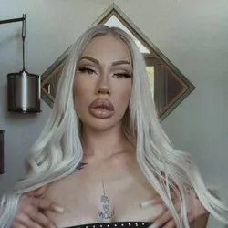 Escorts Lethbridge, Alberta PARIS PAIGE | 𝐵𝒜𝑅𝐵𝐼𝐸 𝒟𝒪𝐿𝐿 LATE NIGHT DEALS HR Party GIRL